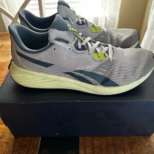 Reebok Men's Gray Running Shoes